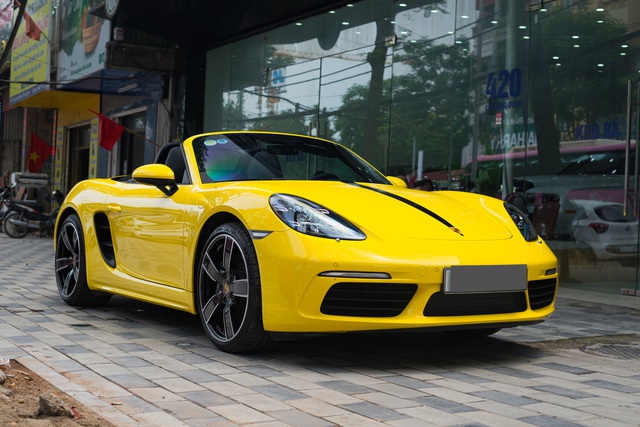 1 năm tuổi, Porsche 718 Boxster “lướt nhẹ” 7.000km được rao bán với giá hơn 5 tỷ đồng - Ảnh 35.