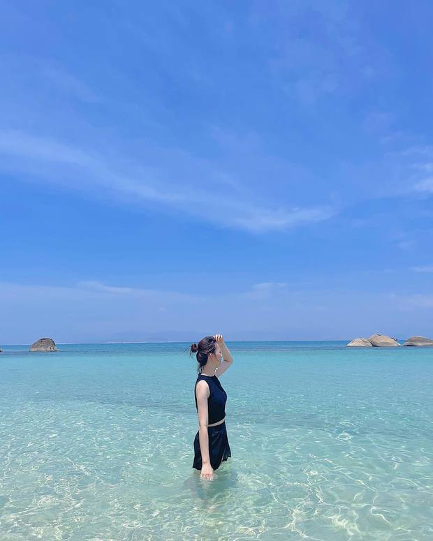 Hòn đảo Việt Nam được nhận xét nước trong xanh hơn cả bể bơi, xứng danh thiên đường biển hot nhất mùa hè năm nay - Ảnh 12.