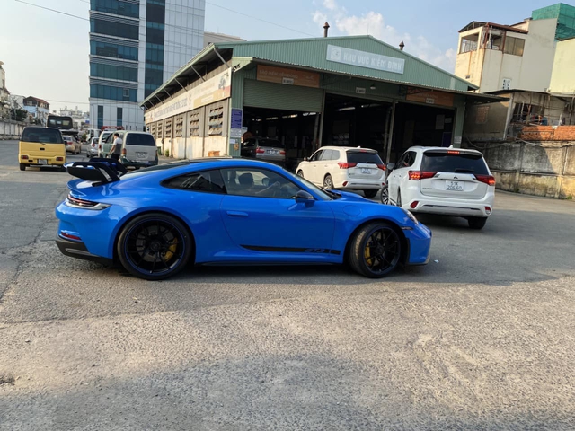 Porsche 911 GT3 của doanh nhân Nguyễn Quốc Cường chính thức ra biển số? - Ảnh 4.