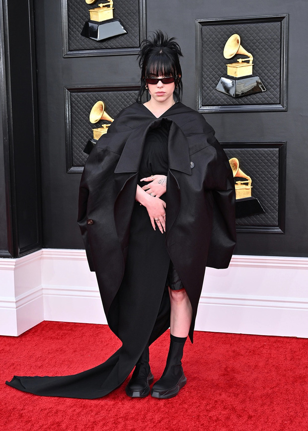 Siêu thảm đỏ Grammy 2022: Lady Gaga - Doja Cat chặt chém BTS, vợ chồng Justin Bieber như quấn chăn bên quân đoàn sao lên đồ quá dị - Ảnh 19.