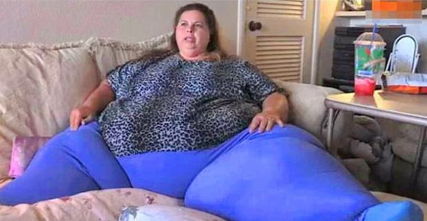 Người phụ nữ béo nhất hành tinh nặng 302kg chỉ có thể đi lại bằng xe đẩy “biến hình” sốc sau 10 năm, không nói không ai dám tin là 1 người - Ảnh 5.