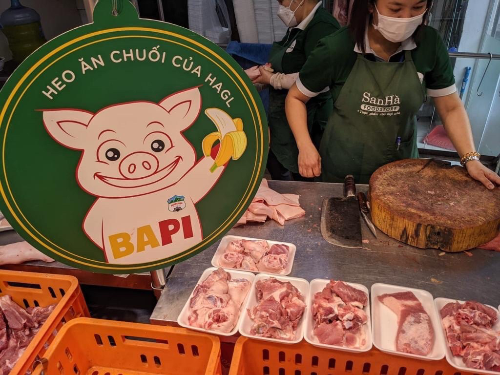 15 năm xoay vần bất động sản, cao su, nuôi bò, cây ăn trái của Bầu Đức: Kinh doanh ai cũng có thể ngã ngựa, nhưng tôi sẽ không để HAGL ngã ngựa lần nữa! - Ảnh 1. 15 năm xoay vần bất động sản, cao su, nuôi bò, cây ăn trái của Bầu Đức: Kinh doanh ai cũng có thể ngã ngựa, nhưng tôi sẽ không để HAGL ngã ngựa lần nữa! - Ảnh 1.