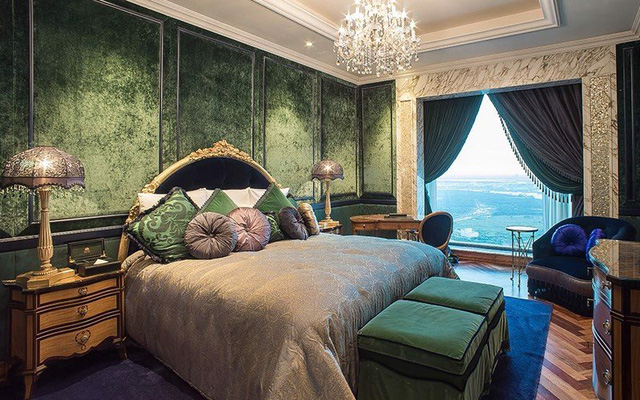 Khách sạn 6 sao lộng lẫy như ‘cung điện’ ở Sài Gòn: Giá 300 triệu/đêm, nội thất vương giả mạ vàng tinh xảo, nền nhà bằng đá khổng tước quý hiếm - Ảnh 13.
