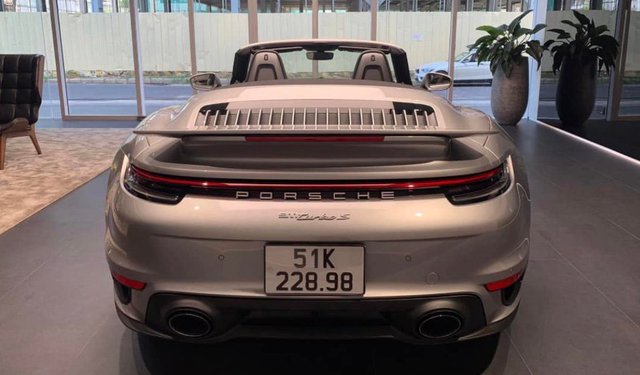 Bộ tứ Porsche 911 được ông Đặng Lê Nguyên Vũ sắm từ đầu năm: Đều là xe thế hệ mới, có chiếc độc nhất Việt Nam - Ảnh 6.