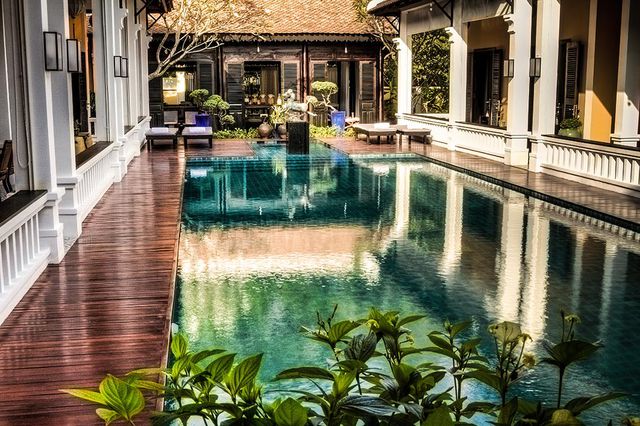 Đắm chìm không gian resort thanh bình, quý tộc tựa nước Pháp thu nhỏ mà giá chỉ 1,5 triệu đồng/đêm, cách Sài Gòn chỉ 1 tiếng lái xe - Ảnh 1.