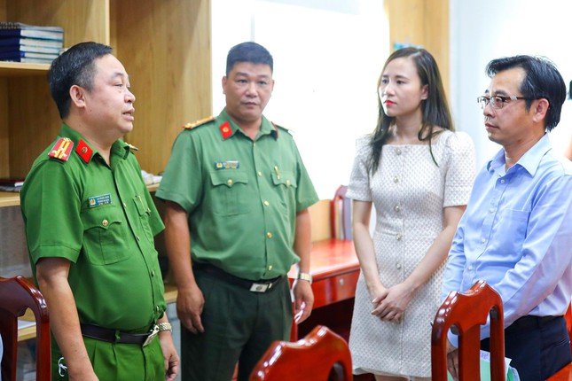  Hơn 1.230 tin báo Zalo về ANTT được người dân quận Tân Phú gửi đến lực lượng Công an  - Ảnh 1.