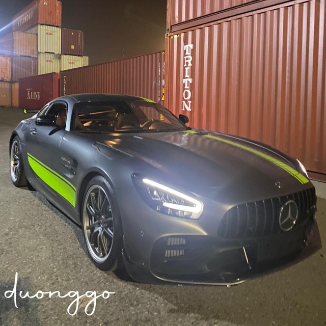 Chiêm ngưỡng dàn Mercedes-AMG GT R tại Việt Nam: Đa phần đều đã có chủ, giá bán vẫn là ẩn số - Ảnh 2.