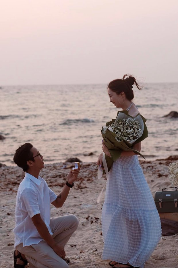 Làng chài ven biển Phú Quý - địa điểm du lịch nổi tiếng đối với giới trẻ gây bất ngờ khi trở thành không gian cầu hôn cực lãng mạn - Ảnh 7.