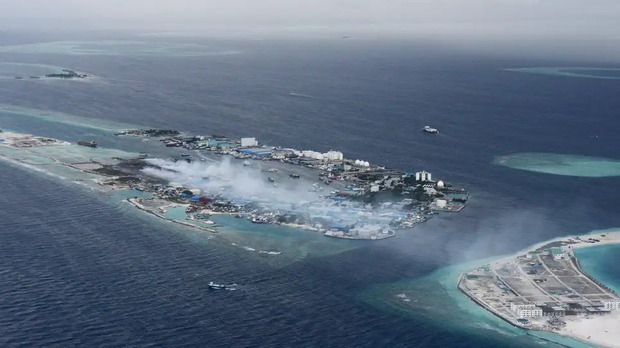 Cận cảnh đảo rác - vết sẹo nhân tạo giữa thiên đường du lịch Maldives - Ảnh 1.