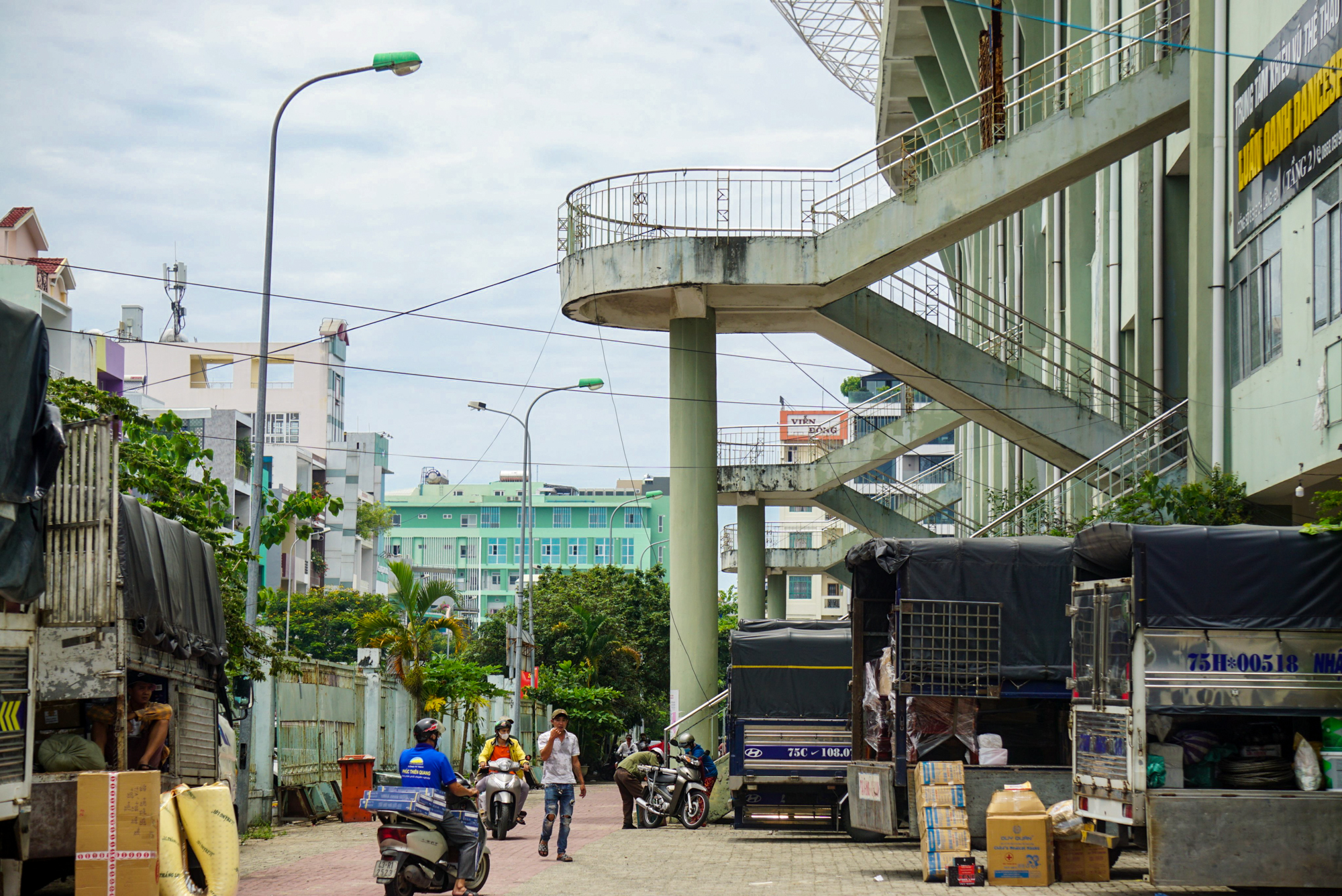  Cảnh hoang tàn, đổ nát ở nơi từng là chảo lửa miền Trung - biểu tượng bóng đá Đà Nẵng - Ảnh 11.