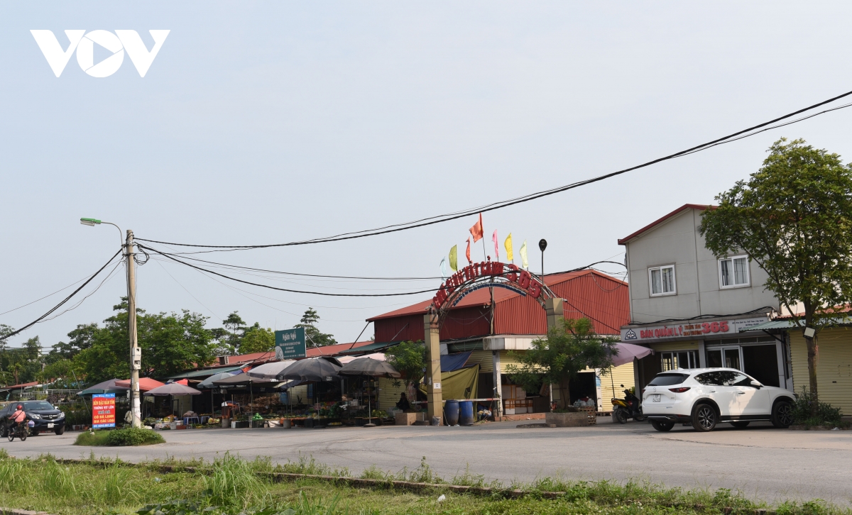 Công viên thể thao cây xanh Hà Đông bỏ hoang, nhà hàng, kho xưởng mọc lên như nấm - Ảnh 5.