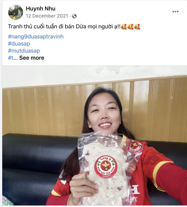 Chân dung Huỳnh Như - đội trưởng ghi bàn thắng duy nhất đem về HCV cho tuyển nữ Việt Nam: Trên sân đá bóng, về nhà bán dừa - Ảnh 7.