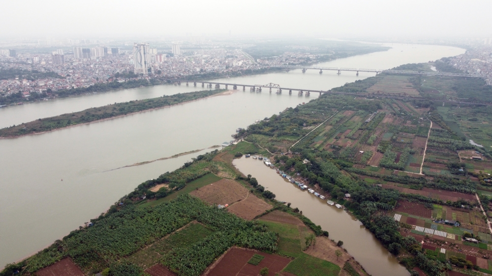 Hà Nội: Cấp phép xây dựng nhà ở riêng lẻ trên bãi sông Hồng - Ảnh 1.