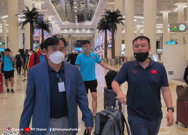 ĐT U23 Việt Nam đã tới UAE, sẵn sàng cho đợt tập huấn trước thềm VCK U23 châu Á 2022 - Ảnh 1.