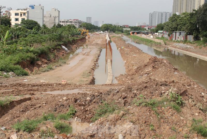 Hà Nội: Đường ngập, trạm bơm tiêu úng 4.700 tỷ đồng tê liệt - Ảnh 10.