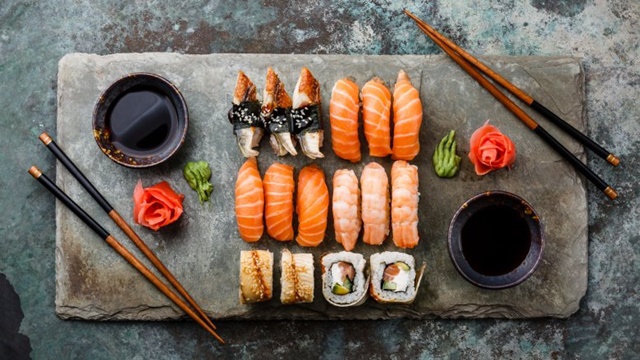 Vì sao củ wasabi tươi ăn kèm sushi Nhật luôn thuộc dạng đắt đỏ bậc nhất thế giới? - Ảnh 2.