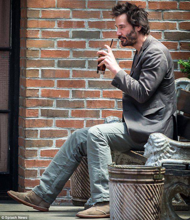 “Ngôi sao tử tế nhất hành tinh” Keanu Reeves: Người đàn ông đi qua nhiều thập kỷ cô đơn cho đến khi gặp được người phụ nữ cứu rỗi cuộc đời - Ảnh 12.