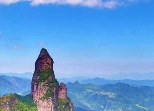 Núi đá thiêng liêng nhất Trung Quốc: Cao gần 1.000m có hình dáng Phật Bà chắp tay, cảnh tượng sau cơn mưa mới thật sự ngỡ ngàng - Ảnh 8.