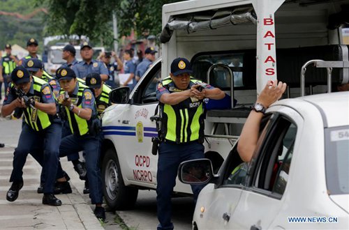  Cảnh sát Philippines tiêu diệt 4 người Trung Quốc nghi bắt cóc  - Ảnh 1.