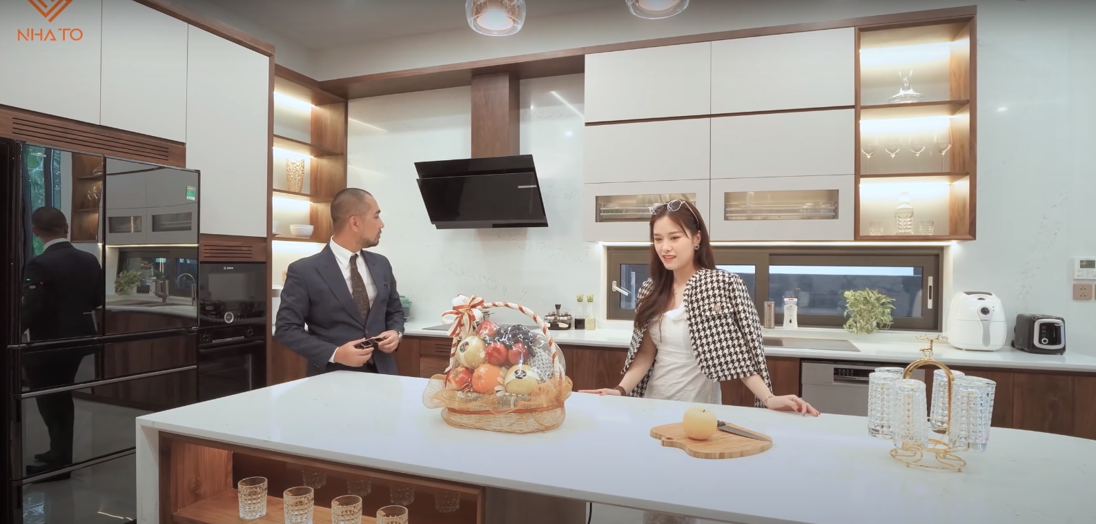 Căn biệt thự nghèo nhất khu nhà giàu Ecopark Grand The Island: Tối giản nhưng không hề đơn giản, tinh tế trong từng chi tiết - Ảnh 9. Căn biệt thự nghèo nhất khu nhà giàu Ecopark Grand The Island: Tối giản nhưng không hề đơn giản, tinh tế trong từng chi tiết - Ảnh 9.