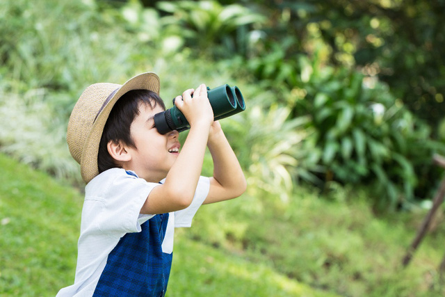 3 hình mẫu gia đình ngược đời nuôi dạy nên những đứa trẻ thành công: Cha mẹ càng lùi thì con càng tiến, EQ phát triển vượt bậc - Ảnh 2.