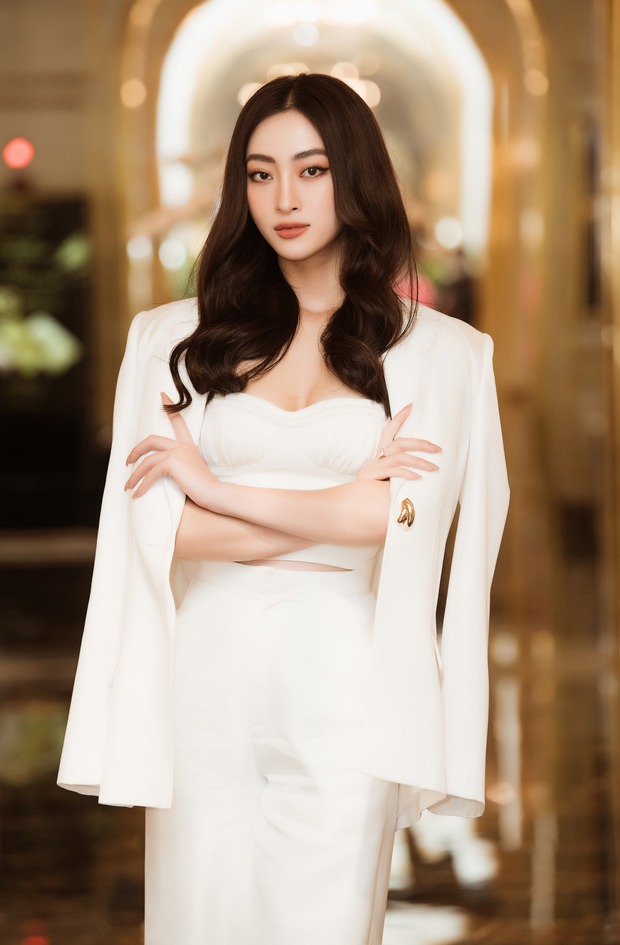  BGK Miss World Vietnam 2022 không chỉ đẹp mà còn có profile cực đỉnh: Người sở hữu IELTS 7.5, người thuộc dòng dõi hoàng tộc - Ảnh 3.