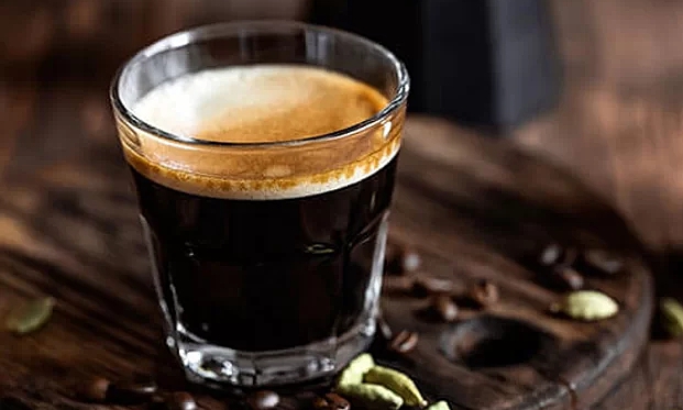 Điều gì xảy ra với đường huyết khi uống cà phê? 3 điều có thể khiến bạn bất ngờ - Ảnh 1.
