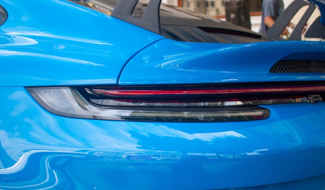 Doanh nhân Nguyễn Quốc Cường lần đầu lái Porsche 911 GT3 2022 xuống phố, giá đồn đoán hơn 17 tỷ đồng - Ảnh 14.