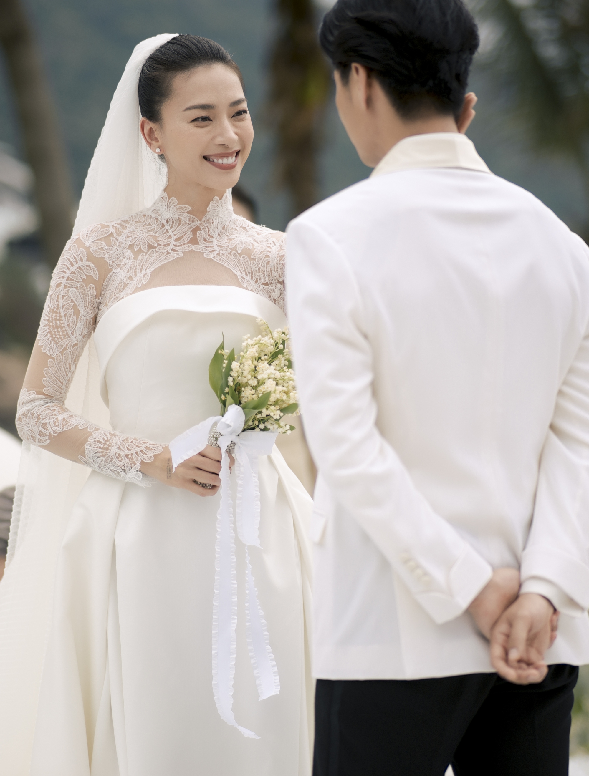 Chương Tử Di đám cưới Song Hye Kyo  Song Joong Ki cố tình gây chú ý