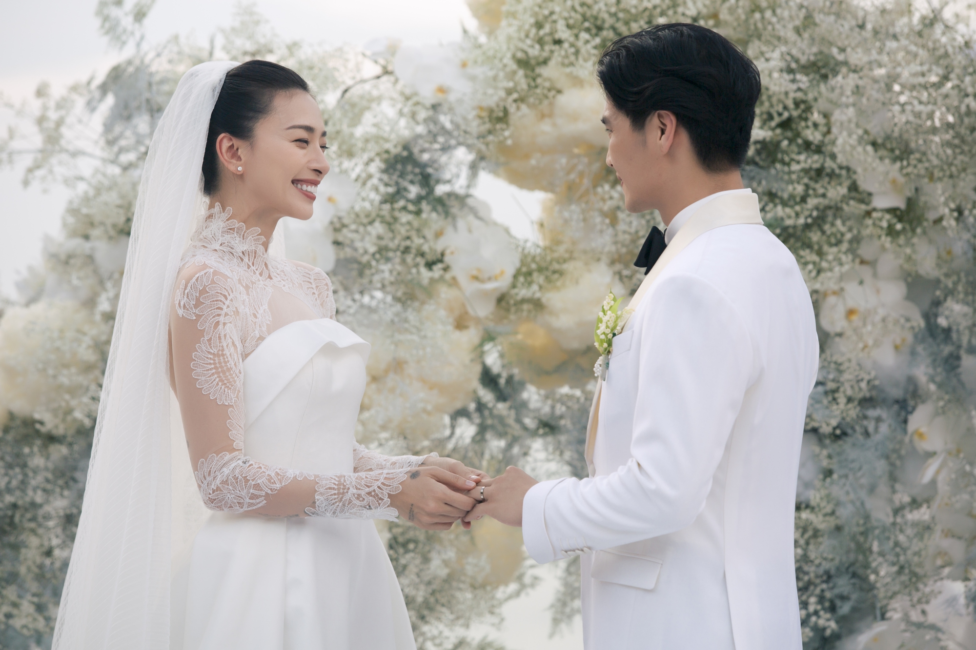 Những khoảnh khắc ngọt ngào trong đám cưới Song Joong Ki và Song Hye Kyo   Báo Quảng Ninh điện tử