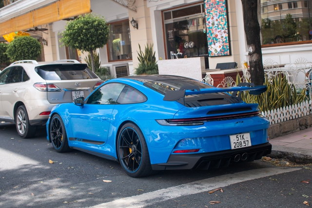 Nhận được tin nhắn từ vợ, doanh nhân Nguyễn Quốc Cường lập tức ngỏ ý tặng chiếc Porsche 911 GT3 vừa mua để xin sắm xe mới - Ảnh 5.