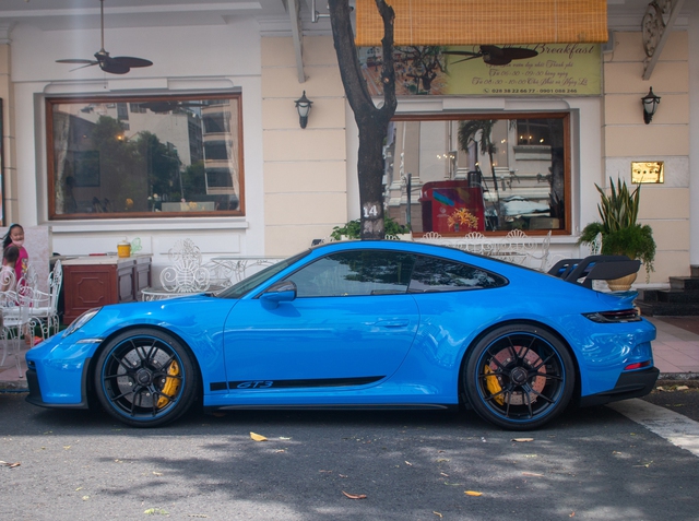 Nhận được tin nhắn từ vợ, doanh nhân Nguyễn Quốc Cường lập tức ngỏ ý tặng chiếc Porsche 911 GT3 vừa mua để xin sắm xe mới - Ảnh 6.