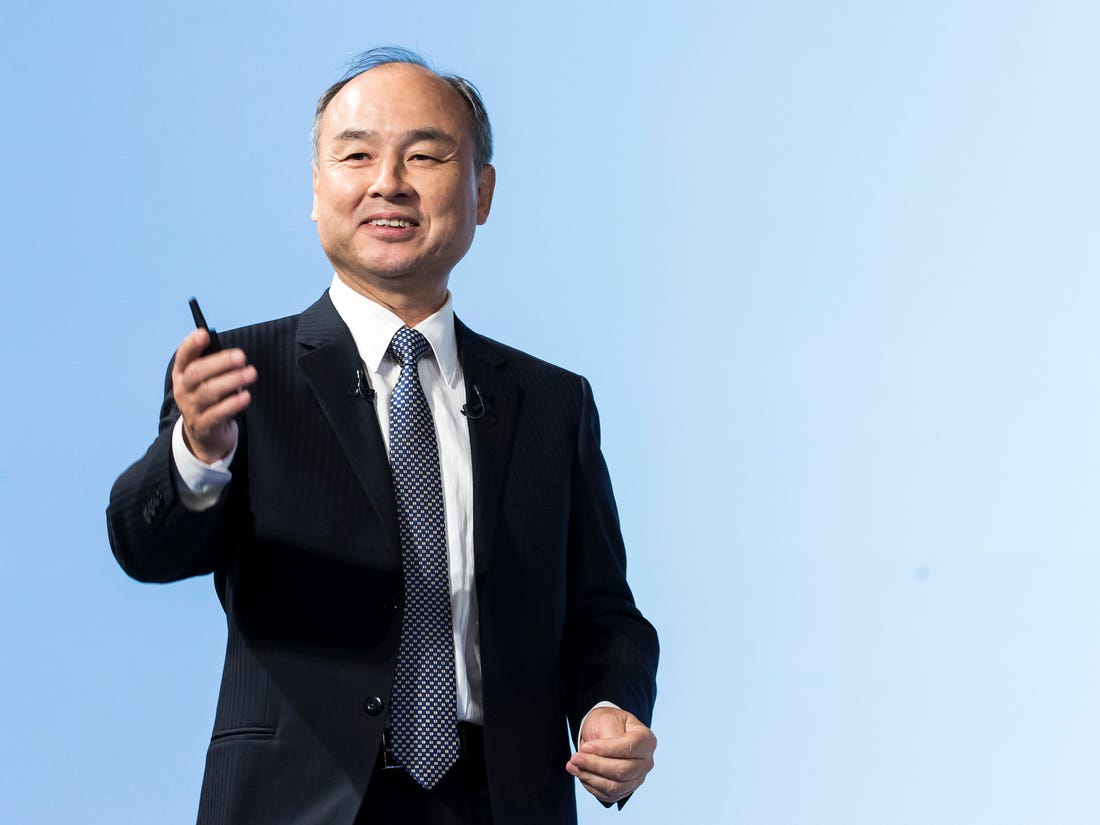 10 tỷ phú giàu nhất Nhật Bản 2022: Ông chủ Uniqlo vượt nhà sáng lập SoftBank - Ảnh 3.