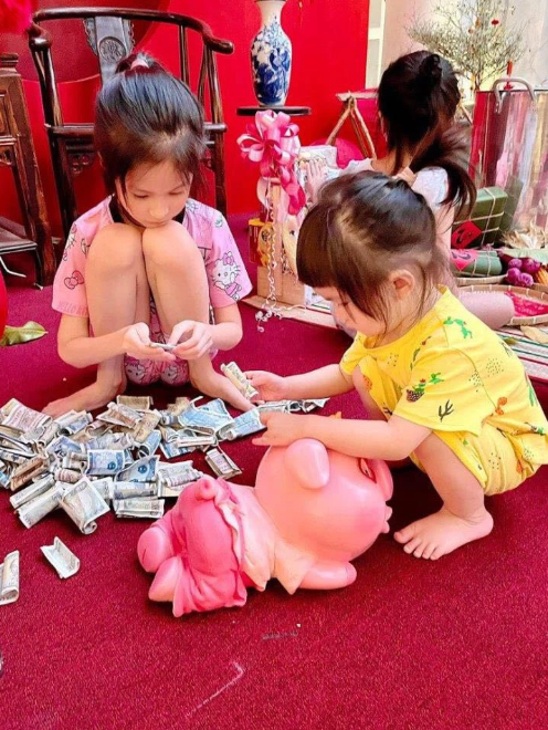 Soi giới nhà giàu Việt dạy con: 3 tháng tuổi đọc sách, dùng tiền tiết kiệm đầu tư, nuôi con hết 100 triệu đồng/tháng nhưng không để con biết mình giàu - Ảnh 6.