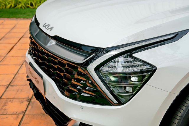 Ảnh thực tế Kia Sportage 2022 tại Việt Nam: Giá chốt từ 899 triệu đồng, 8 phiên bản, lắp ráp trong nước, đắt hơn hẳn Hyundai Tucson - Ảnh 5.
