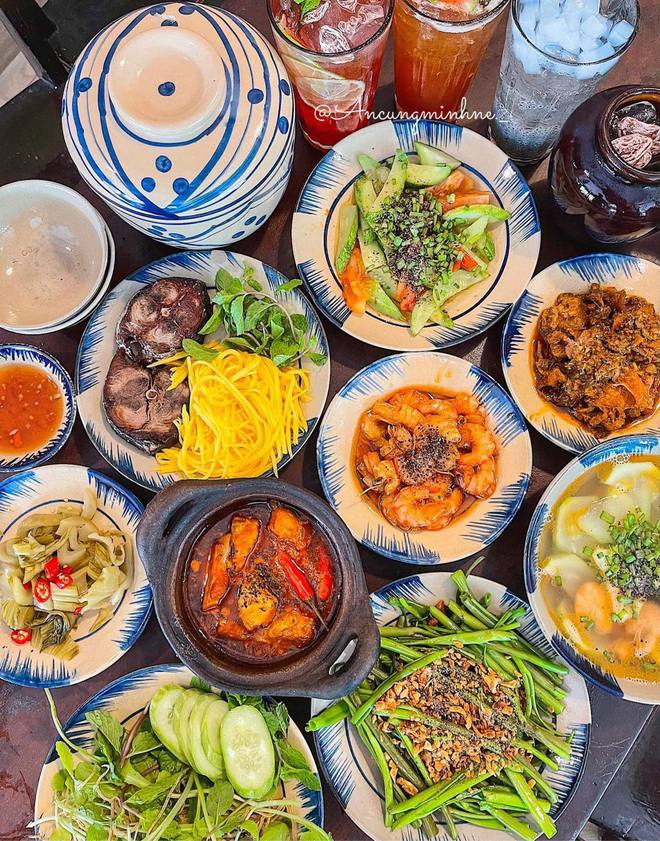 TP.HCM có 4 quán cà phê “bán vé” quay về tuổi thơ: Có đủ từ xí muội, kẹo C, mì trẻ em đến trò chơi điện tử chứa chan kỉ niệm  - Ảnh 23.