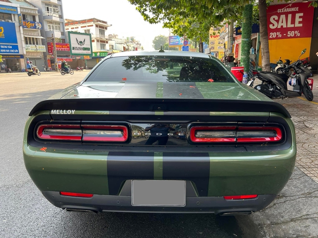 Dodge Challenger Hellcat Redeye đầu tiên về Việt Nam thuộc bộ sưu tập xe nghìn tỷ, riêng tiền option hơn 100 triệu đồng - Ảnh 7.