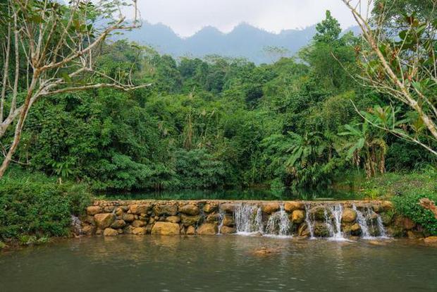 Hòa Bình có resort 5 sao hàng đầu châu Á: Giá từ 7 triệu đồng/đêm, nằm biệt lập giữa núi rừng nguyên sinh, từng nhận giải Oscar ngành du lịch - Ảnh 13.