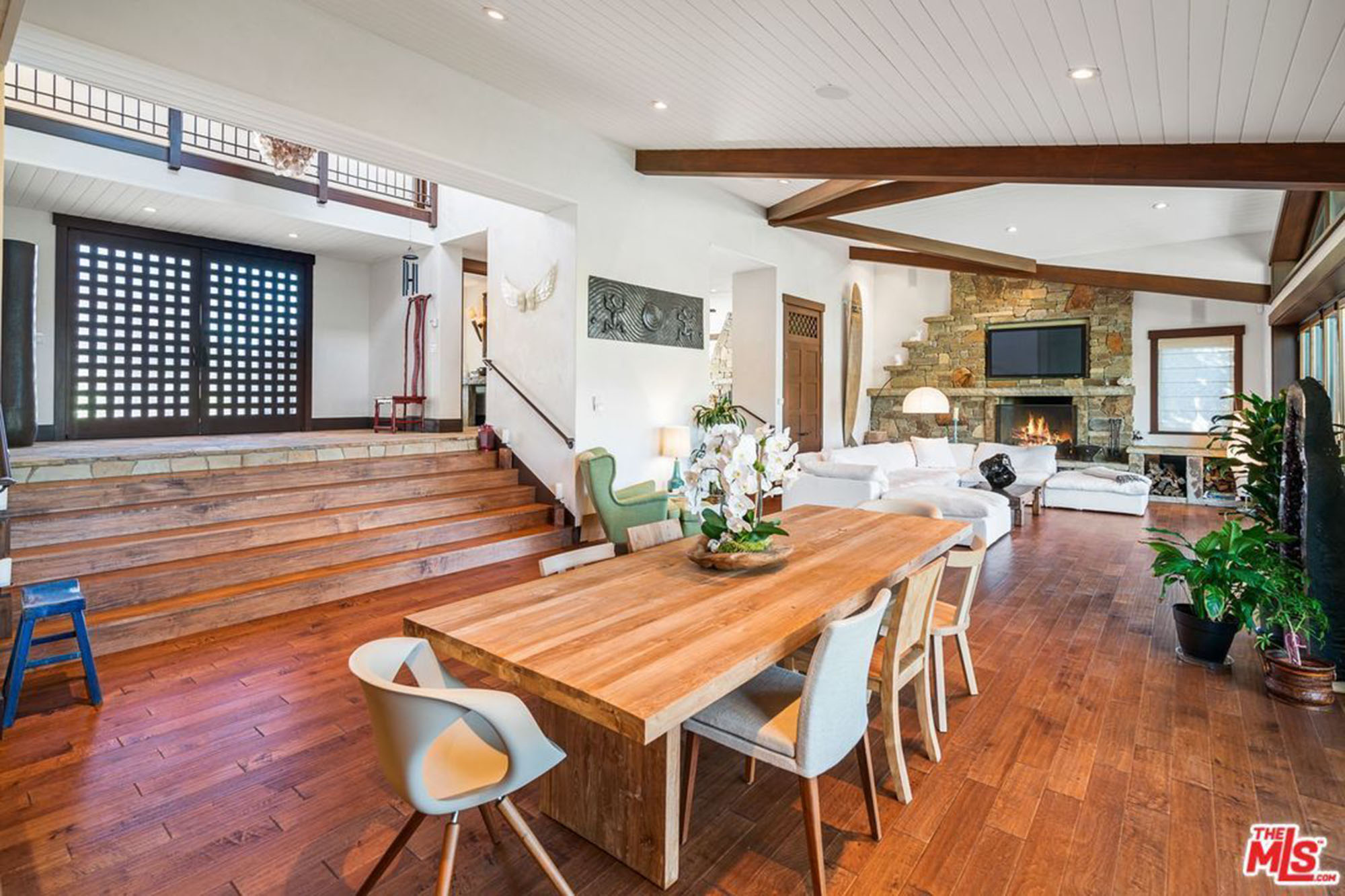 Nhìn profile 2 vợ cũ mới thấy tỷ phú Google có con mắt chọn bạn đời thật tinh tường: Người là em gái CEO YouTube, người sở hữu học vấn khủng, nhưng đều kinh doanh giỏi - Ảnh 9. Nhìn profile 2 vợ cũ mới thấy tỷ phú Google có con mắt chọn bạn đời thật tinh tường: Người là em gái CEO YouTube, người sở hữu học vấn khủng, nhưng đều kinh doanh giỏi - Ảnh 9.