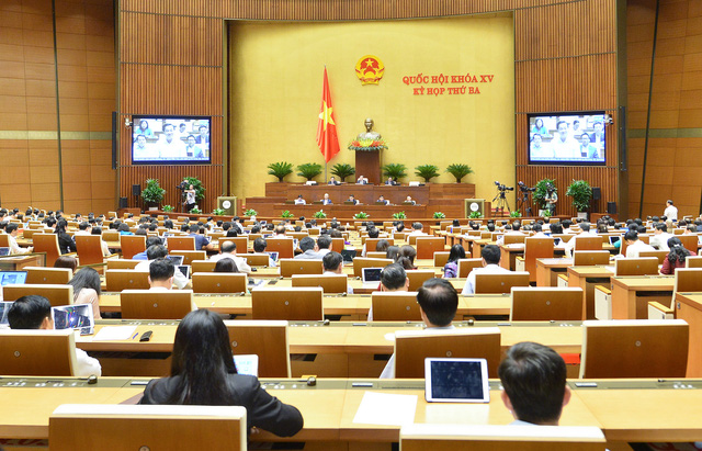 Phó Thủ tướng Lê Minh Khái giải trình về tiến độ triển khai gói hỗ trợ 350 nghìn tỷ đồng - Ảnh 1.