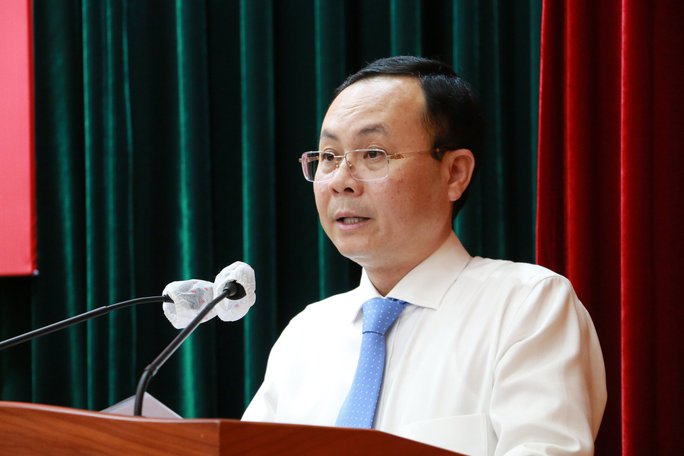  Trưởng Ban Tổ chức Trung ương trao quyết định cho ông Nguyễn Văn Hiếu  - Ảnh 2.