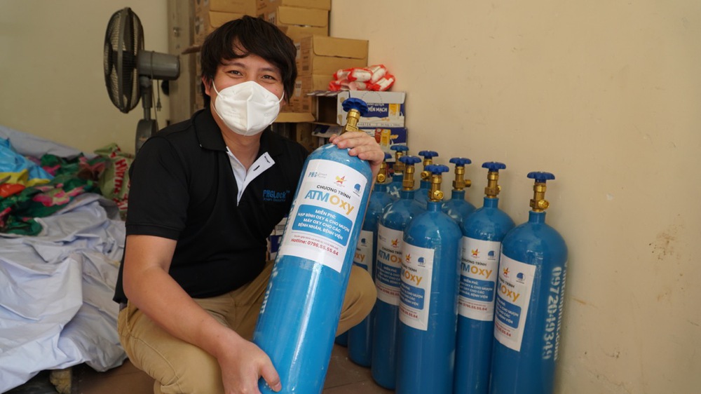 Cha đẻ ATM gạo từ triệu phú bỗng chốc trắng tay, cùng vợ người Malaysia gây dựng cơ đồ  - Ảnh 8.