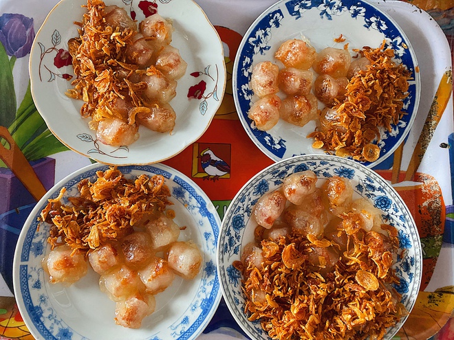 Quán bánh lọc trần có cách chế biến đặc biệt, hơn 50 năm thơm ngon nức ...