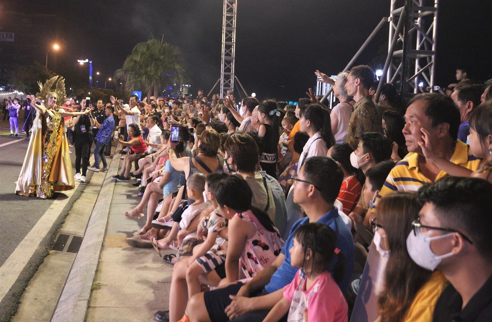  Lễ hội đường phố, chợ đêm lớn nhất Đà Nẵng ken đặc khách tối cuối tuần - Ảnh 9.