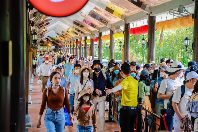 HỆ THỐNG KIỂM SOÁT RA VÀO TẠI KHU DU LỊCH 6 Image