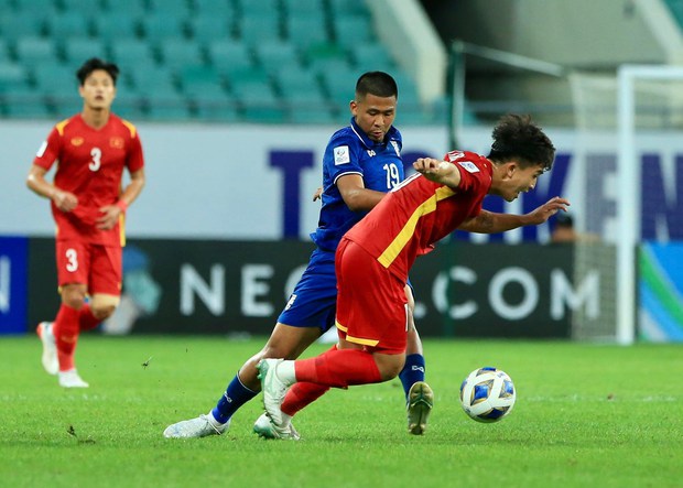 Phan Tuấn Tài xô đổ kỷ lục 15 năm của Công Vinh, ghi danh trong lịch sử bóng đá Việt Nam - Ảnh 8.