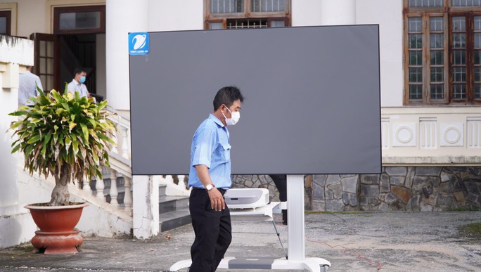  An ninh thắt chặt tại phiên xét xử vụ Tịnh thất Bồng Lai  - Ảnh 9.