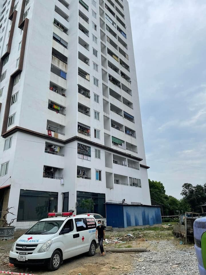 Thái Nguyên: Người đàn ông tuột tay, rơi từ tầng 11 chung cư tử vong - Ảnh 1. Thái Nguyên: Người đàn ông tuột tay, rơi từ tầng 11 chung cư tử vong - Ảnh 1.