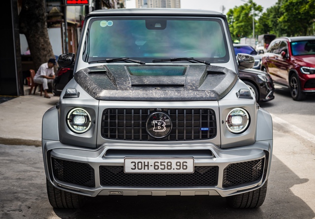 Chiếc Mercedes-AMG G 63 sở hữu hộp vuông lạ sau lưng có giá lên tới gần 14 tỷ đồng tại Việt Nam - Ảnh 5.