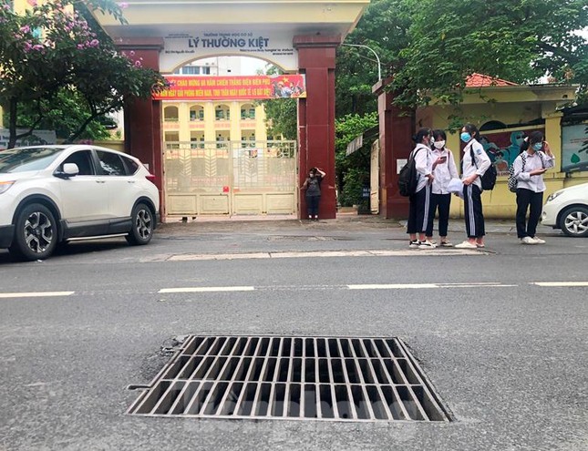  Cận cảnh hầm ngầm chống ngập đầu tiên của Hà Nội  - Ảnh 7.